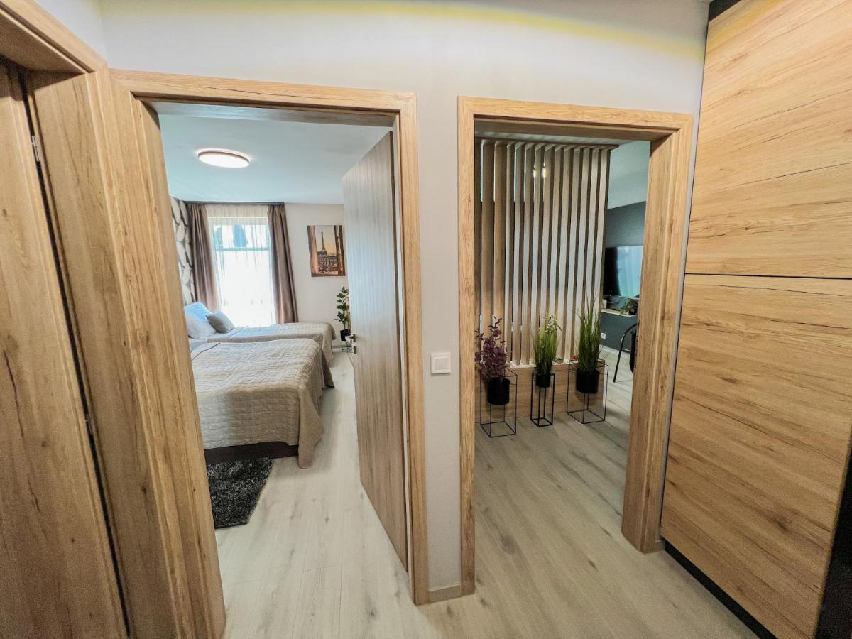 Villa Bauhaus Labi Garden Wellness Apartman Siófok Buitenkant foto