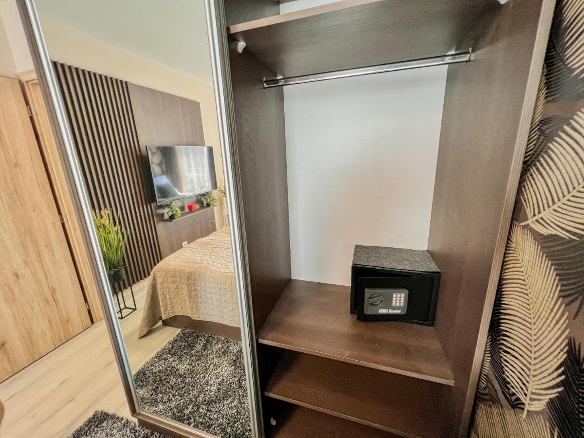Villa Bauhaus Labi Garden Wellness Apartman Siófok Buitenkant foto