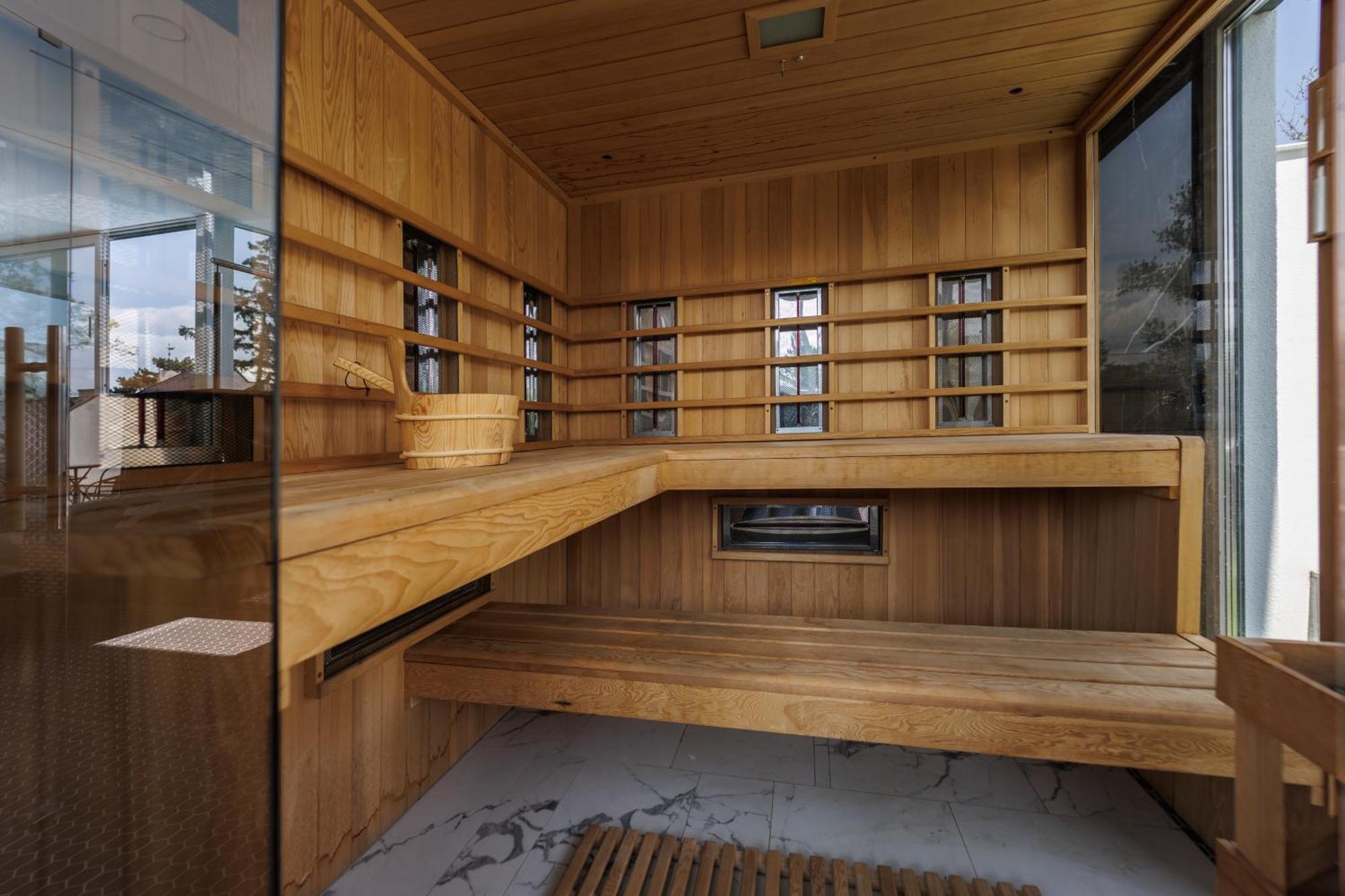 Villa Bauhaus Labi Garden Wellness Apartman Siófok Buitenkant foto